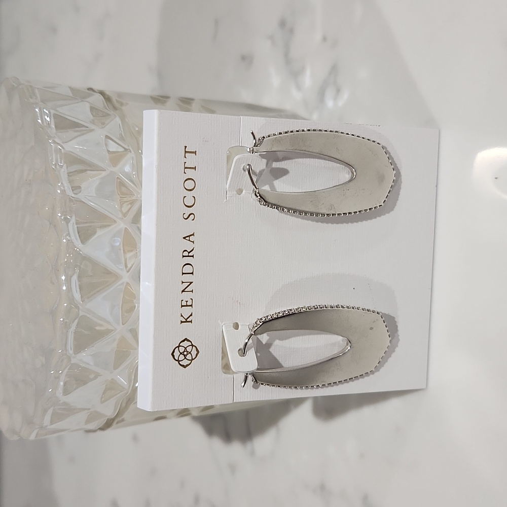 Kendra Scott Adeline earrings